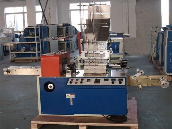 Máy đóng gói nhóm rơm uống (40 chiếc)