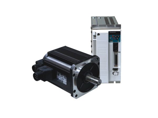 Động cơ Servo Panasonic cho máy làm túi nhựa