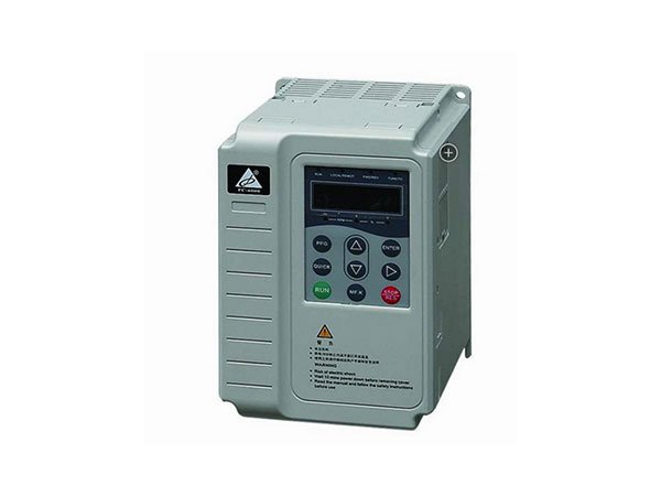 Biến tần Pioneer cho ép đùn màng thổi